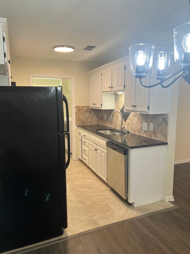 Building Photo - 1409 Westheimer Rd Unit 1409 Rental