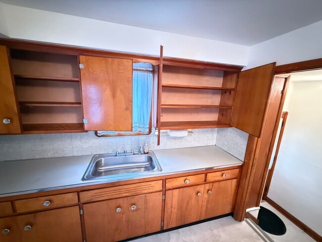 Photo - 4820 Green Rd