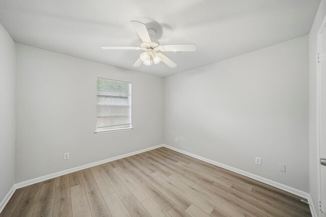 Photo - 9036 Kerrwood Ln