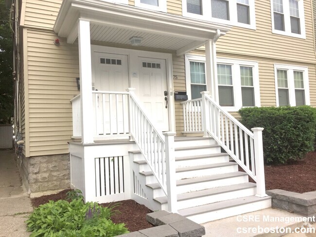 Building Photo - 75-77 Beechcroft St Rental