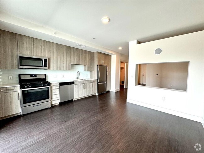 Building Photo - 3120 Smith St Unit 631 Rental
