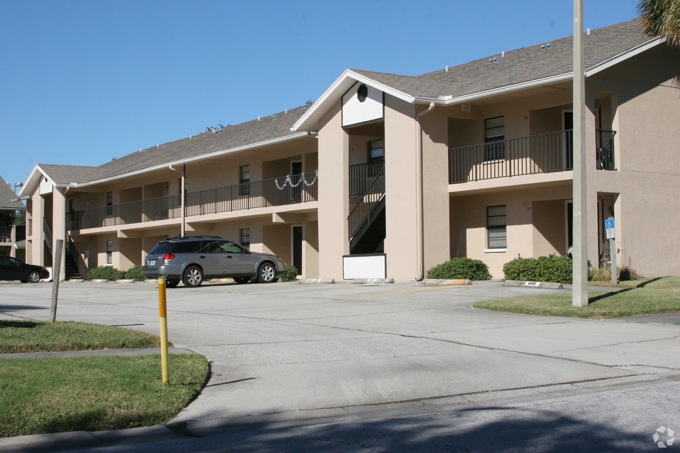 Parkview Apartments - Parkview Apartments