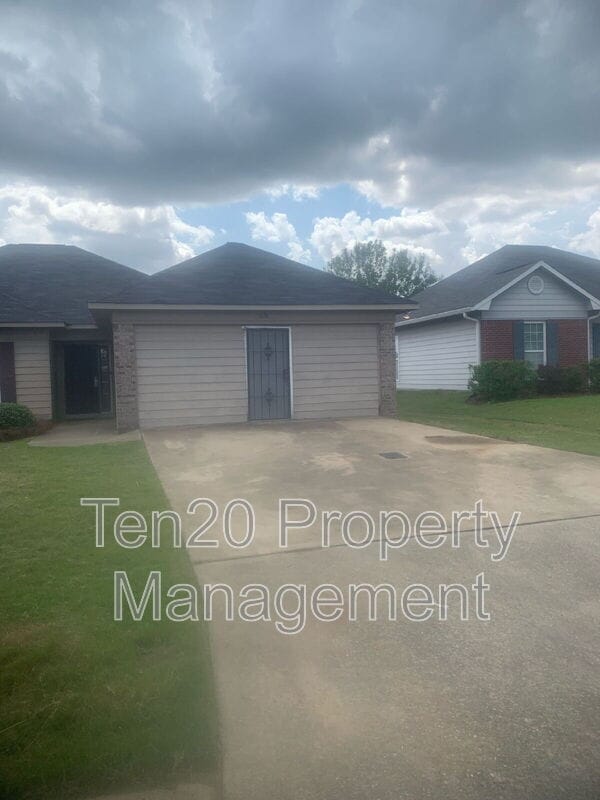 Photo - 6136 Crossbow Dr