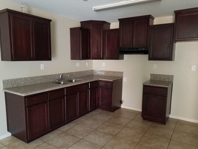Photo - 643 R St Unit A