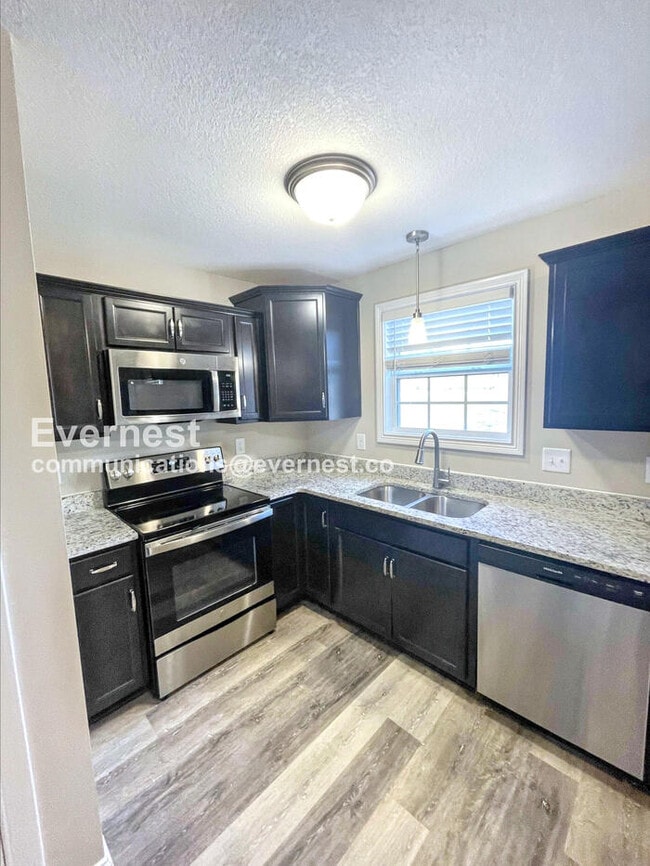 Photo - 1135 Eagle's View Dr