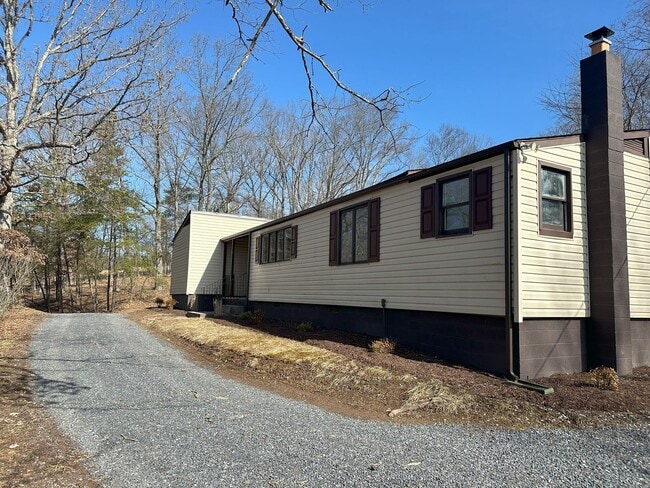 Photo - 7432 Slanesville Pike