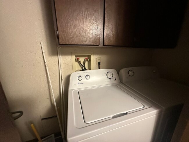 Photo - 718 Miller Ct Unit #B