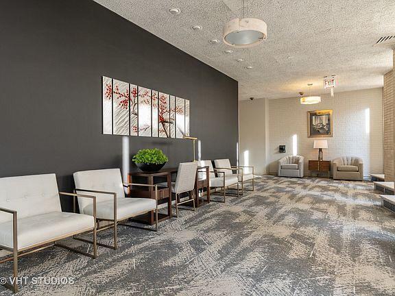 Photo - 3950 N Lake Shore Dr