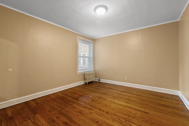 Photo - 8235 S Indiana Ave Unit 1