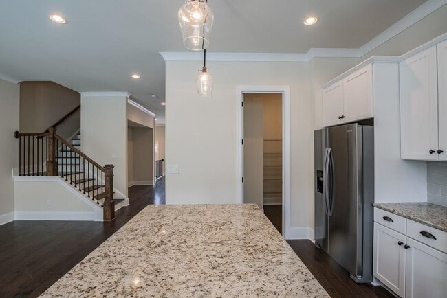 Photo - 4257 Spruce Pine Alley