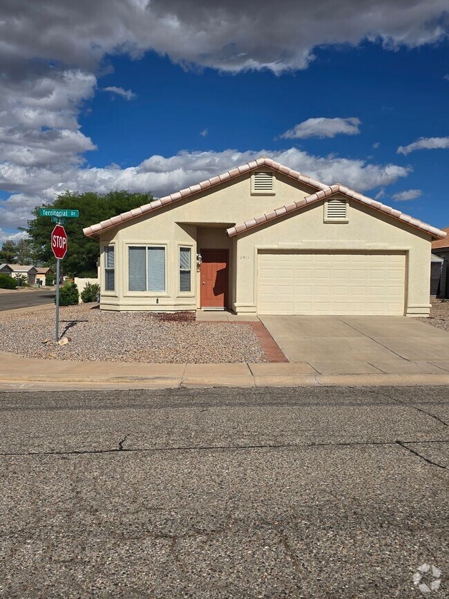 Building Photo - Corner Lot in Chaparral Village Rental