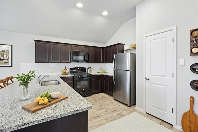 Photo - 124 Trailside Ln