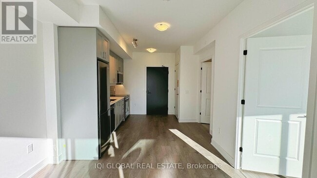 Photo - 2343 Khalsa Gate Unité 541