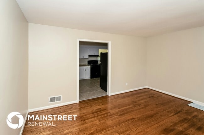 Photo - 2701 22nd St SW