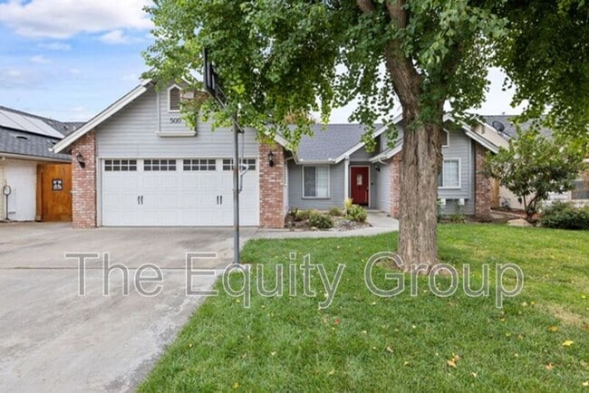 Building Photo - 500 N Tommy St