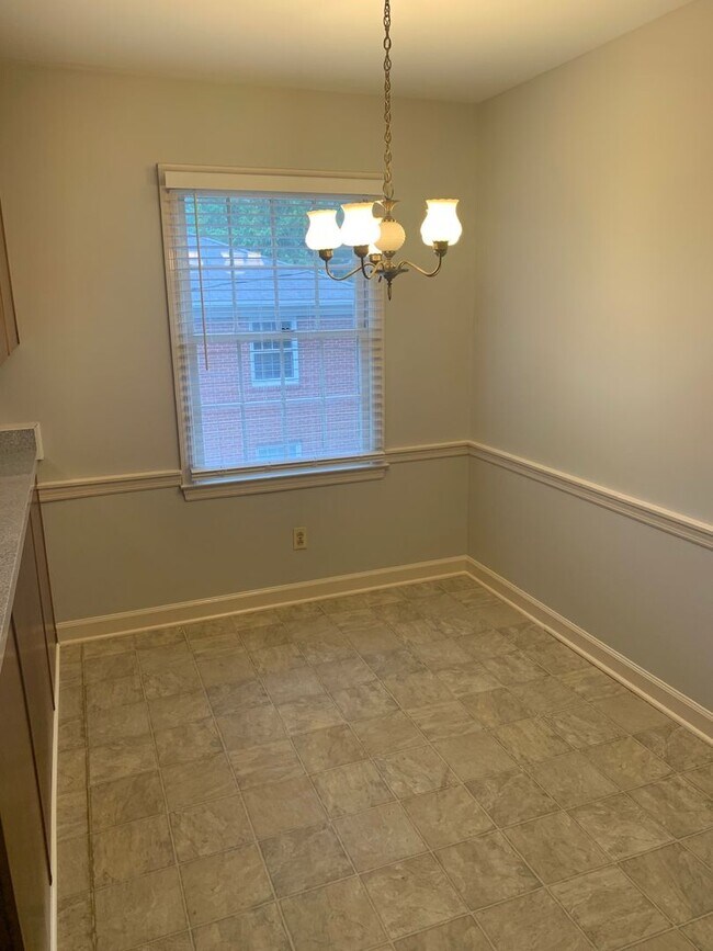 Photo - 1194 W. Fourth Street Apt C Unit C