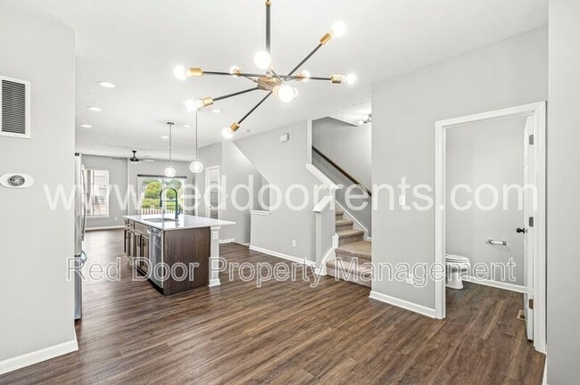 Photo - 2936 W New York St