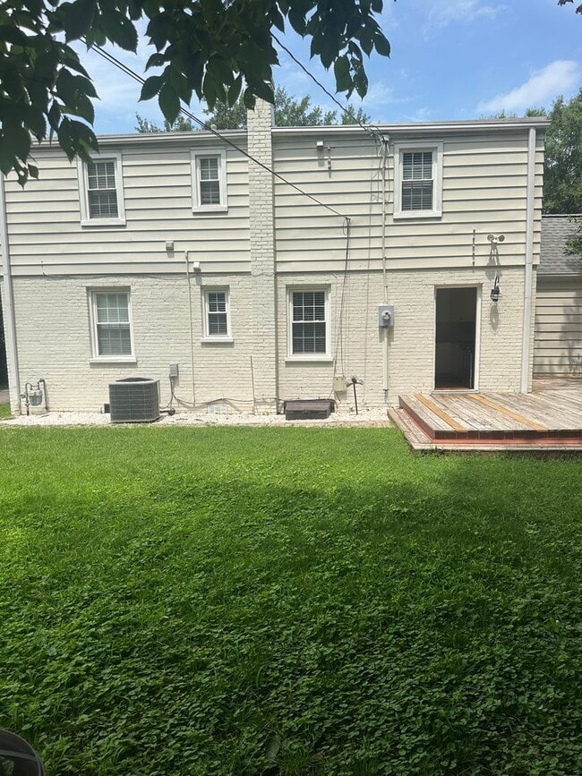 Photo - 903 Willow Lawn Dr