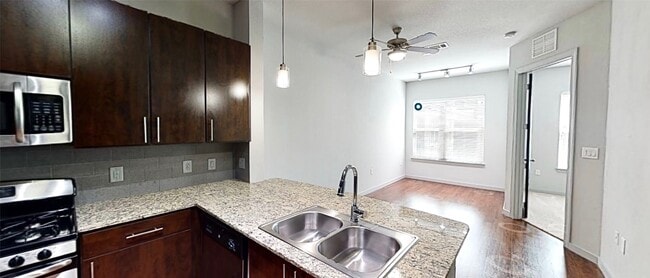 Building Photo - 2525 McCue Rd Unit 337 Rental