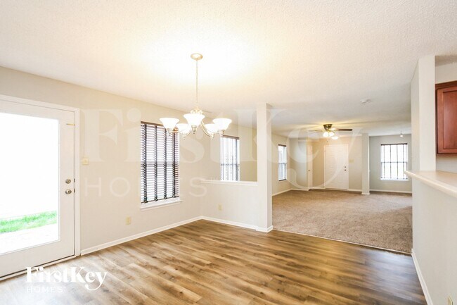 Photo - 12851 Old Glory Dr