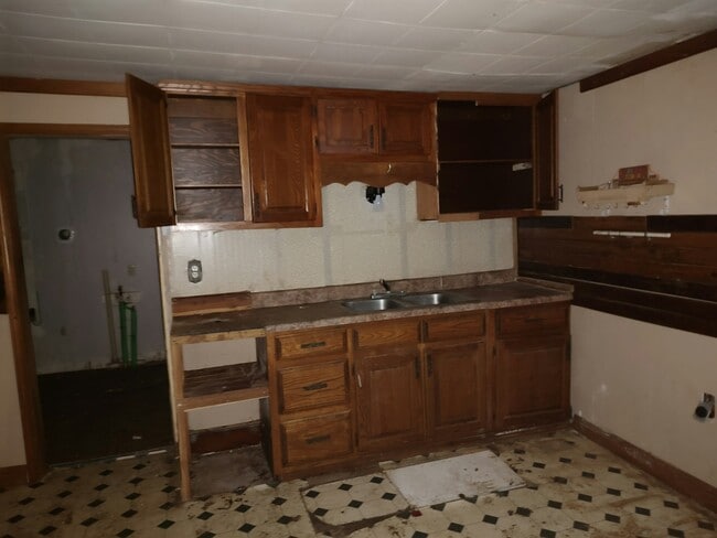 Photo - 517 N Indiana Ave