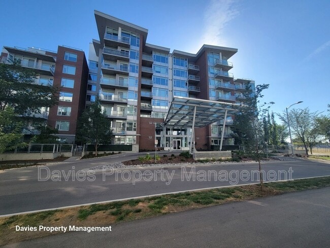 Building Photo - 2612-2109 109 St NW Unit #313