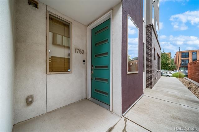 Photo - 1752 N Williams St