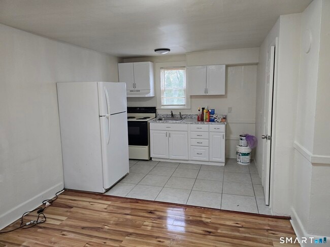 Photo - 157 Eastern Ave Unit 2nd floor