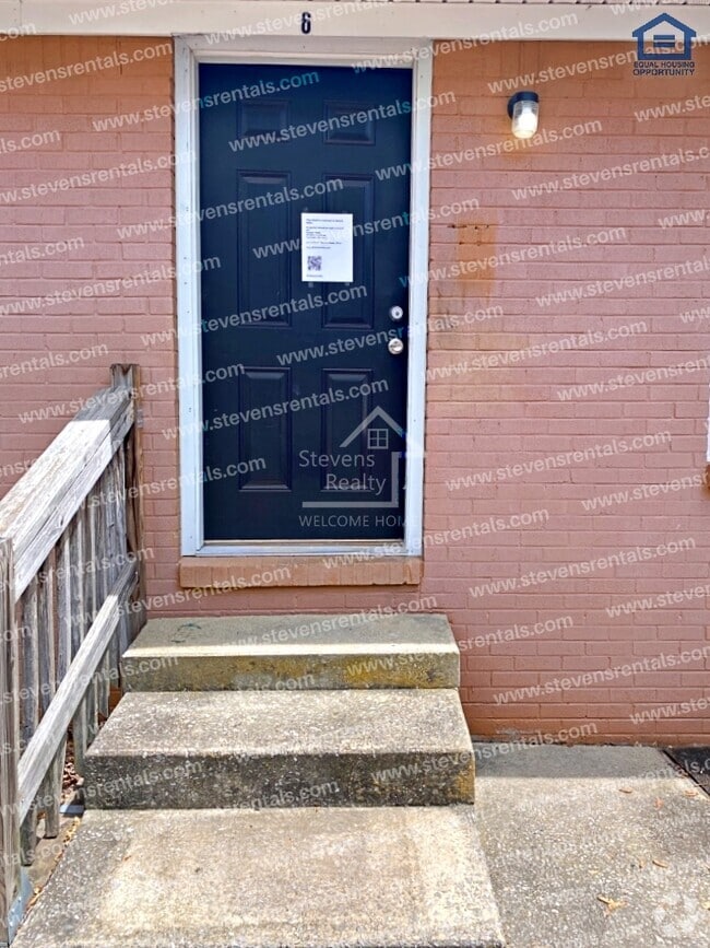 Building Photo - 416 Greggview St Rental