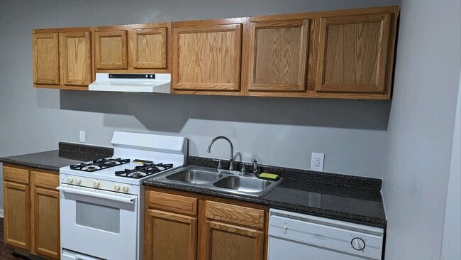 Photo - 327 Diatreta Ln Unit Apt 101