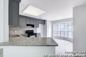 Photo - 5531 Ivanhoe St