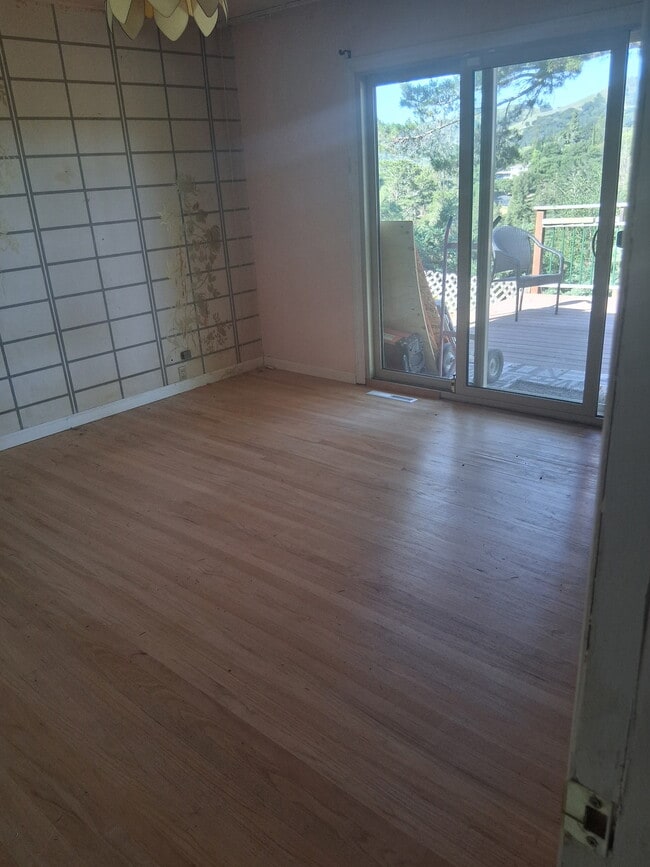 Photo - 132 Ardith Dr