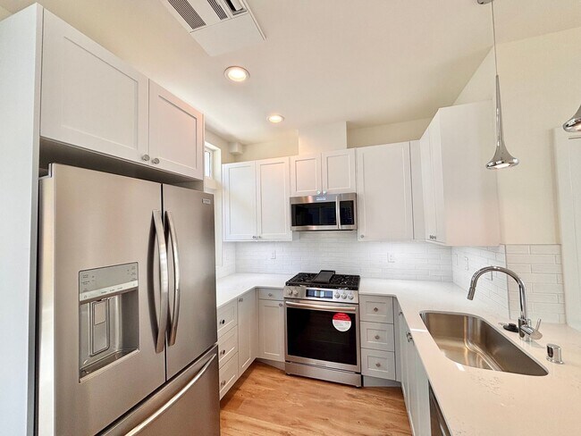 Photo - 3646 13th Ave W