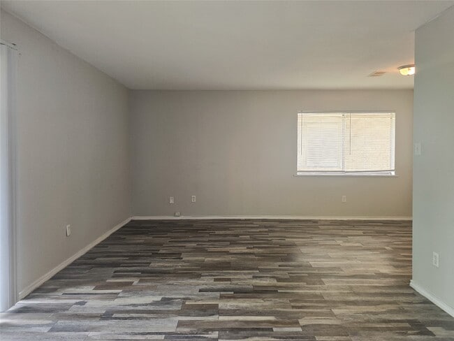 398 Duroux Rd Unit a