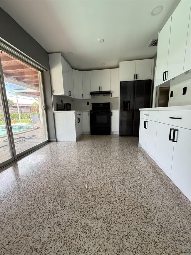 Photo - 5001 SW 87th Pl