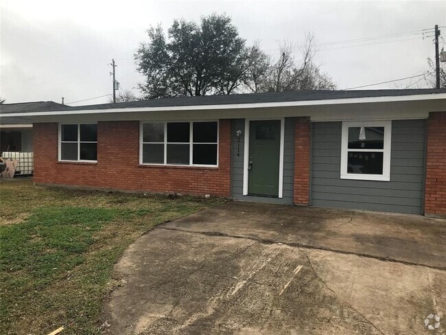 Building Photo - 2114 Dewberry Ln Rental