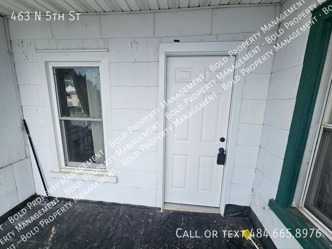 Photo - 463 N 5th St