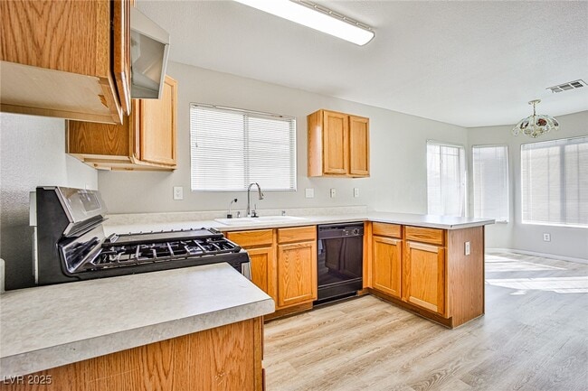 Photo - 1070 Canoga Peak Ave