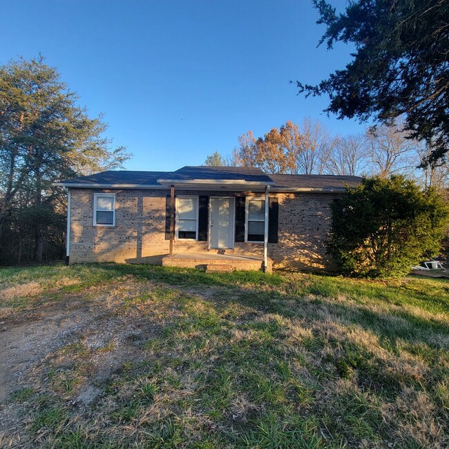 3/1 Brick House-Cookeville- Full Unfinishe... - 3/1 Brick House-Cookeville- Full Unfinishe...