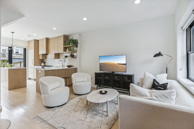 Photo - 1157 3rd St NE