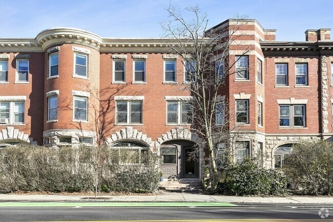Building Photo - 487 Washington St Unit 2 Rental