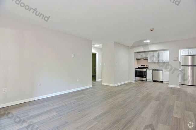 Building Photo - 208 Columbus St Unit 6 Rental
