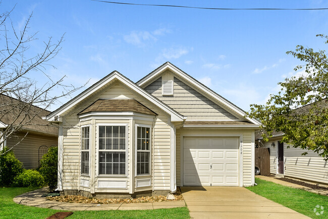 Building Photo - Awesome 3 Bedroom Rental