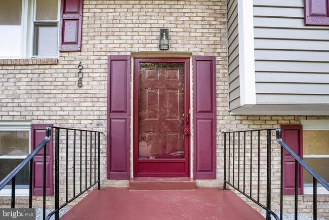 Photo - 608 Shelfar Pl