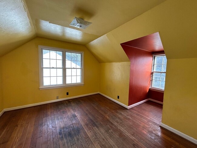 Photo - Spacious 3-Bedroom, 2-Bathroom Home – Accepting Section 8 – $1,175/Month