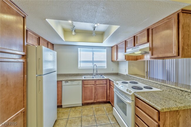 Photo - 7200 W Pirates Cove Rd Unit 1094