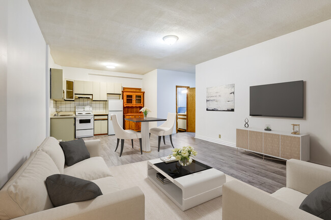 1033 St Clair Av W Unit 1