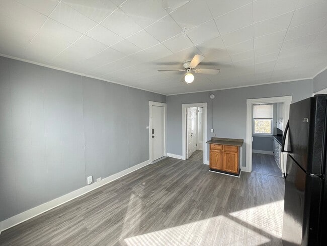 301 Amory St Unit 3