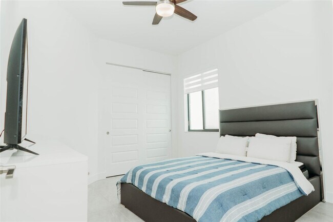 Photo - 10710 Aqua Ct