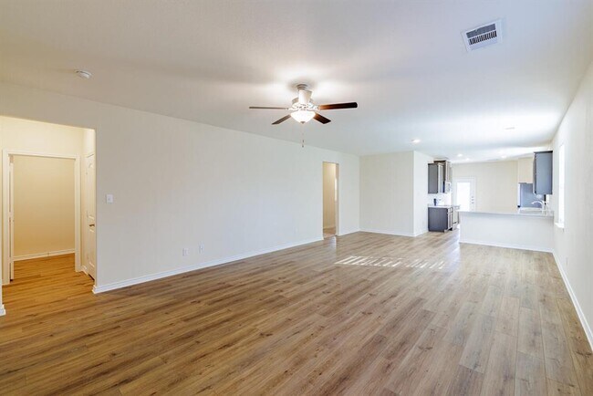 Photo - 331 Liberty Meadows Dr